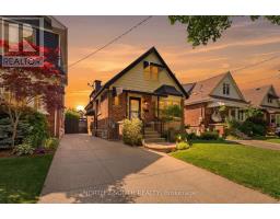 212 WEXFORD AVENUE S, Hamilton, Ontario
