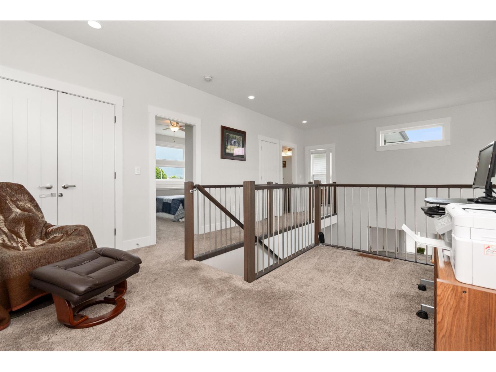 Listing image 24