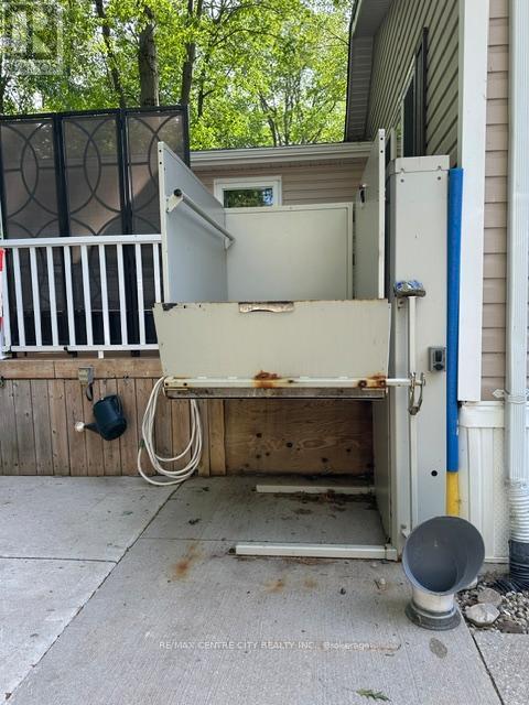37 - 22790 Amiens Road, Middlesex Centre, Ontario  N0L 1R0 - Photo 3 - X13237470
