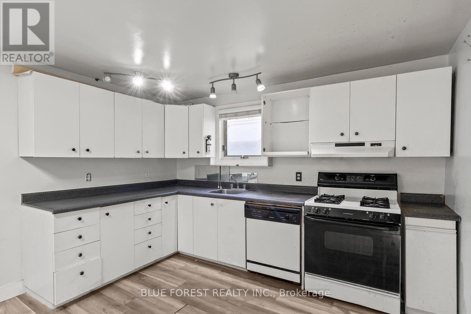 208 Maitland Street, London East, Ontario  N6B 2Y1 - Photo 17 - X13237478