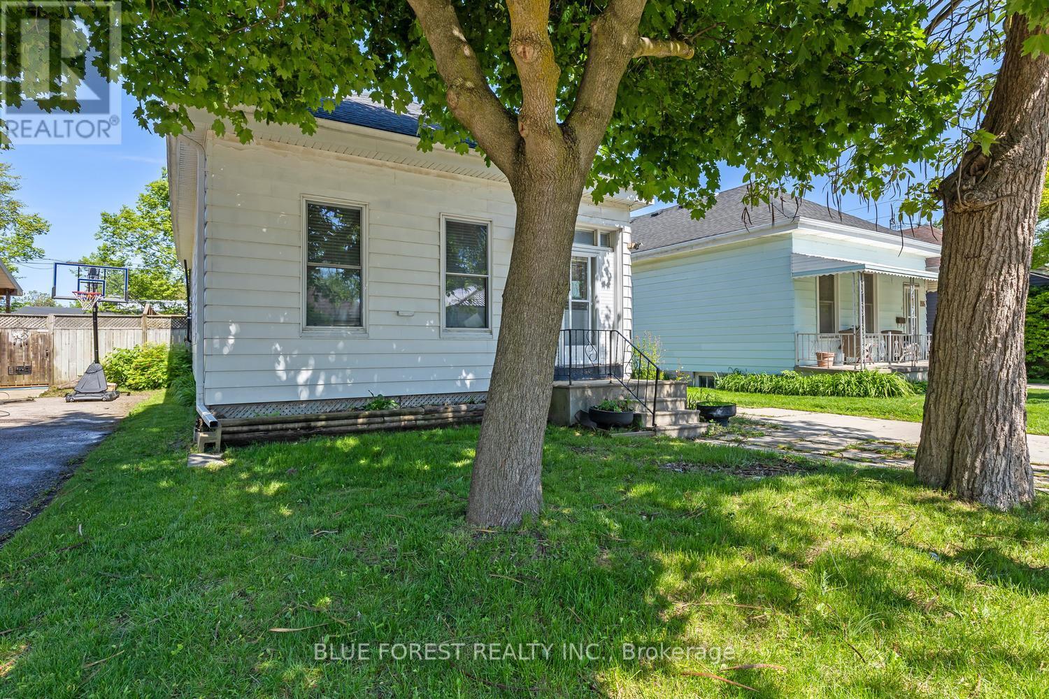 208 Maitland Street, London East, Ontario  N6B 2Y1 - Photo 3 - X13237478