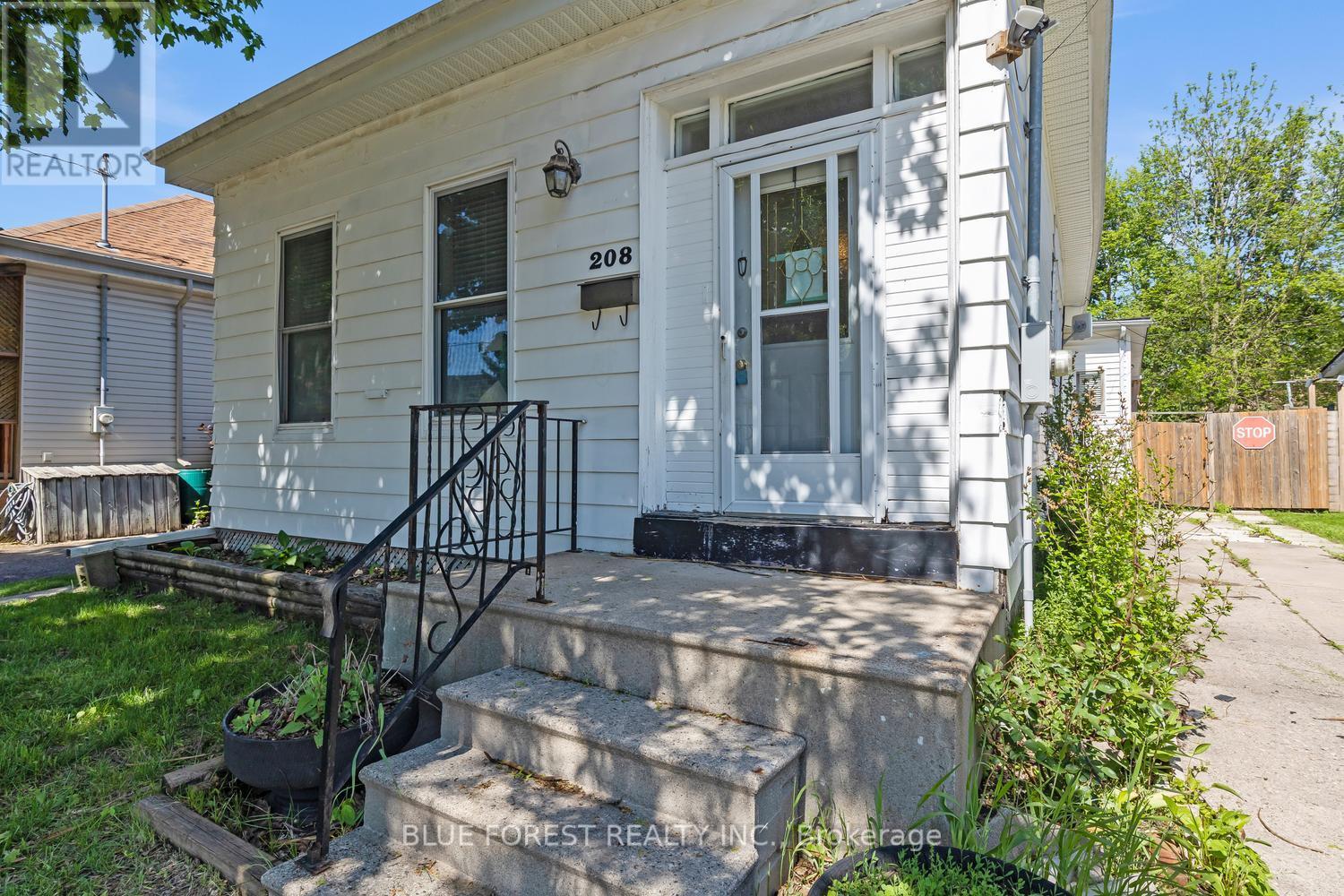 208 Maitland Street, London East, Ontario  N6B 2Y1 - Photo 4 - X13237478