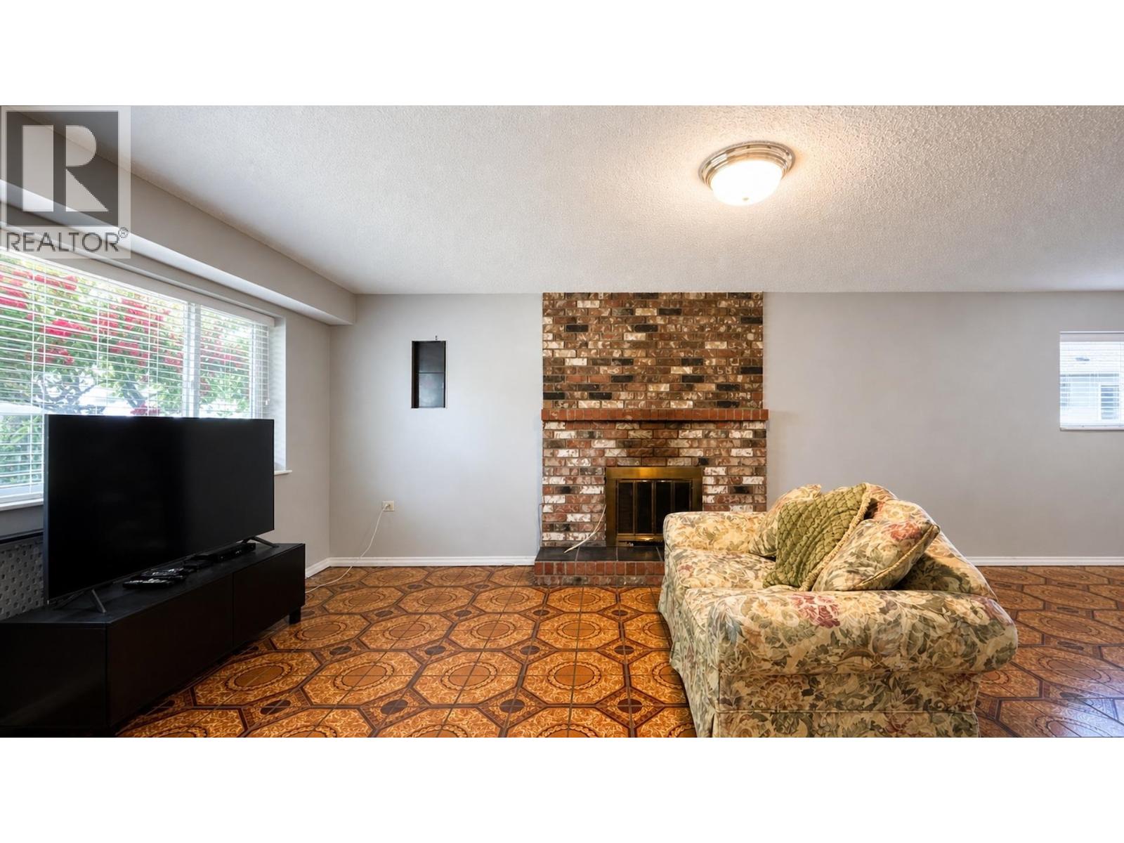6072 Selma Avenue, Burnaby, British Columbia  V5H 3R2 - Photo 23 - R3131685