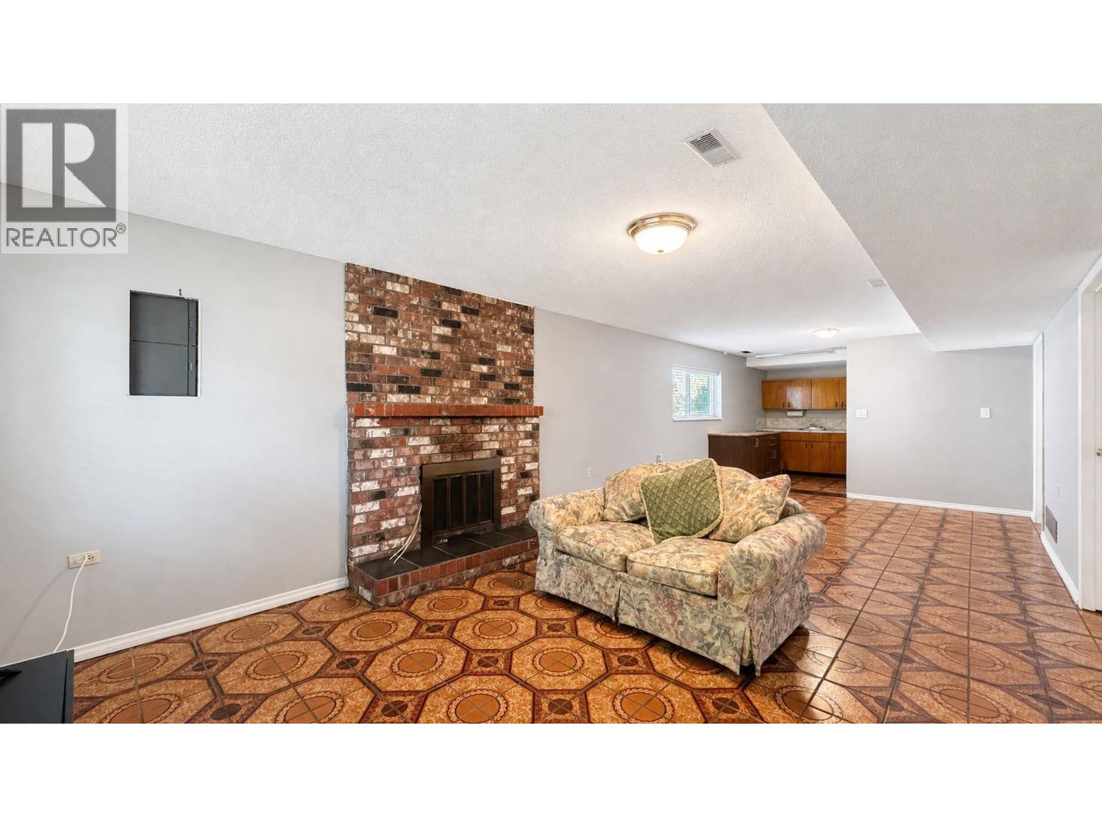 6072 Selma Avenue, Burnaby, British Columbia  V5H 3R2 - Photo 24 - R3131685