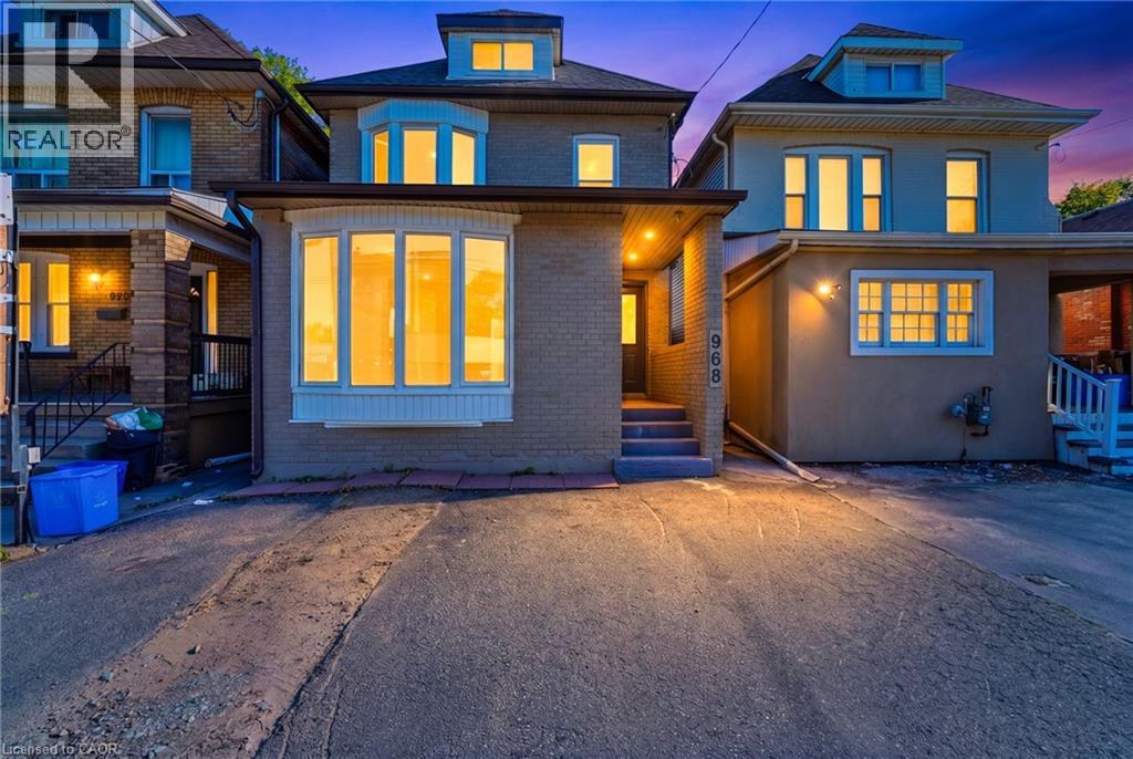 968 MAIN Street, Hamilton, Ontario