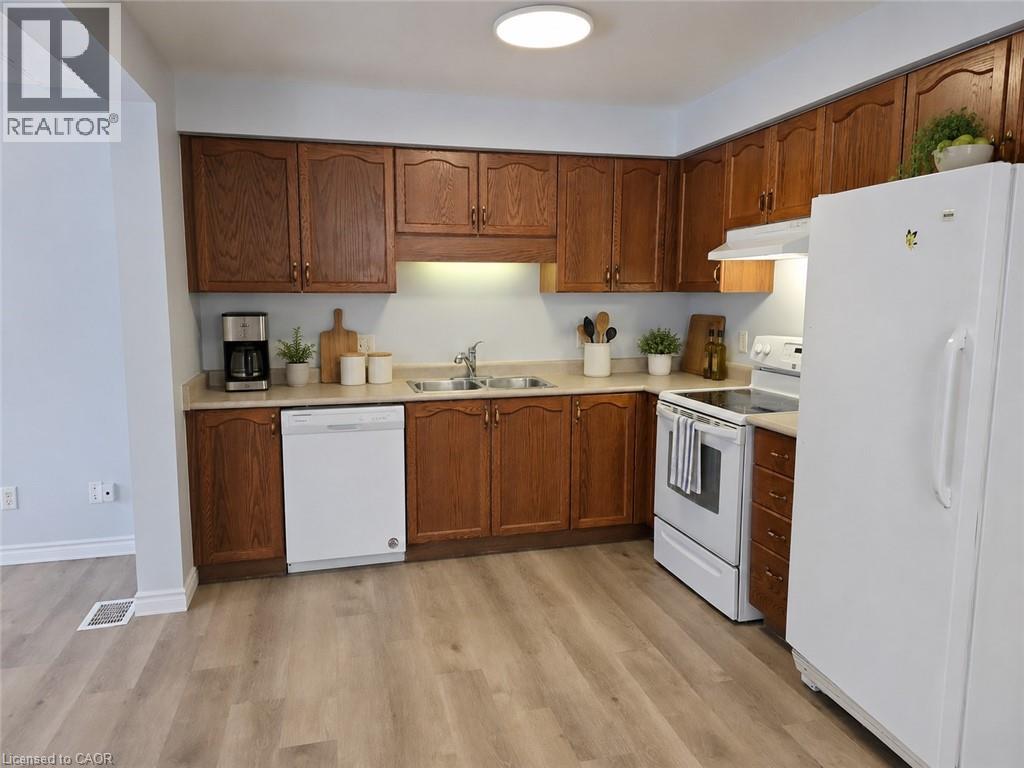 732 Angler Way, Waterloo, Ontario  N2K 4L6 - Photo 8 - 40835768