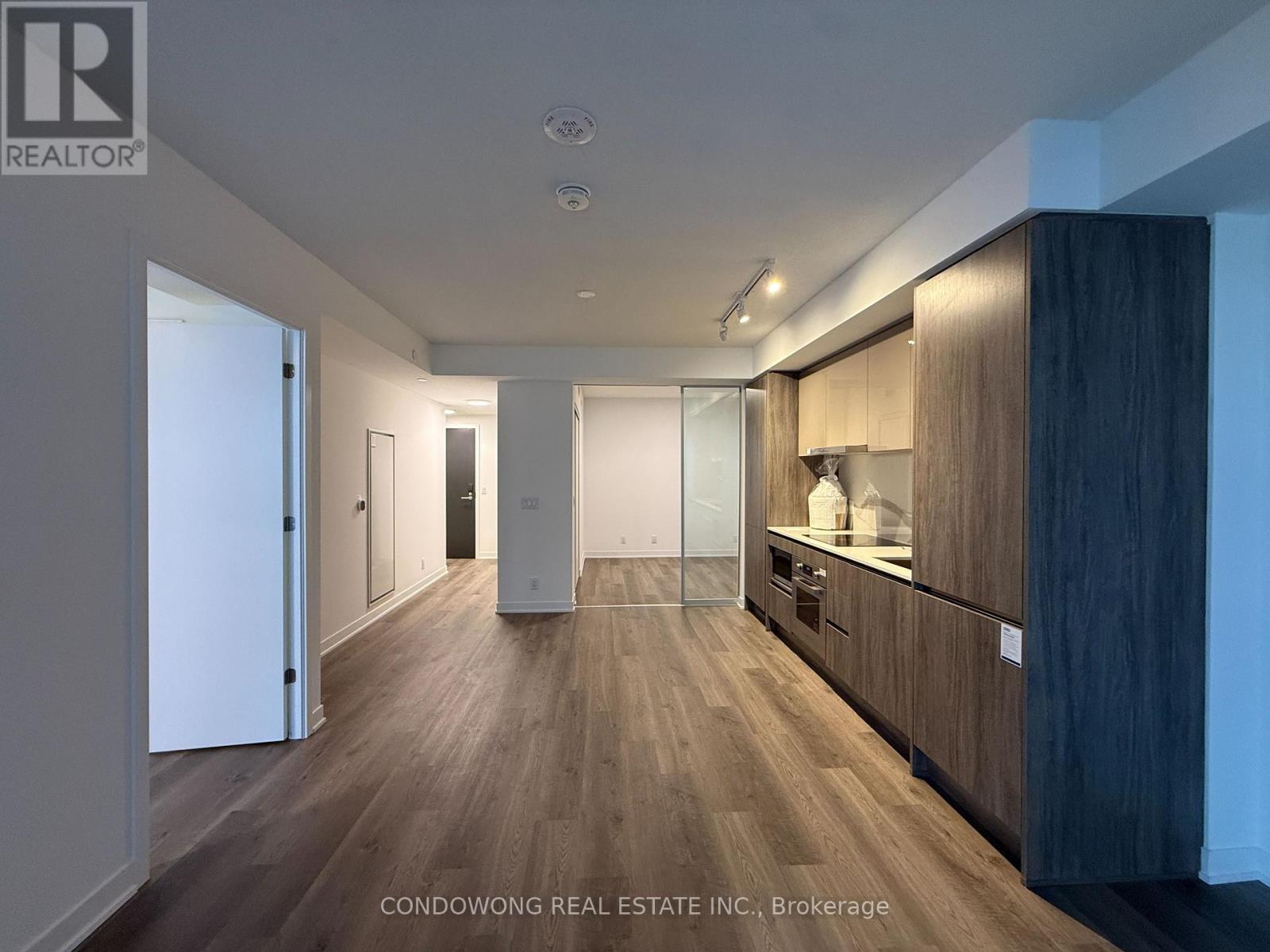 607 - 180 Front Street E, Toronto, Ontario  M5A 0A9 - Photo 4 - C13237568