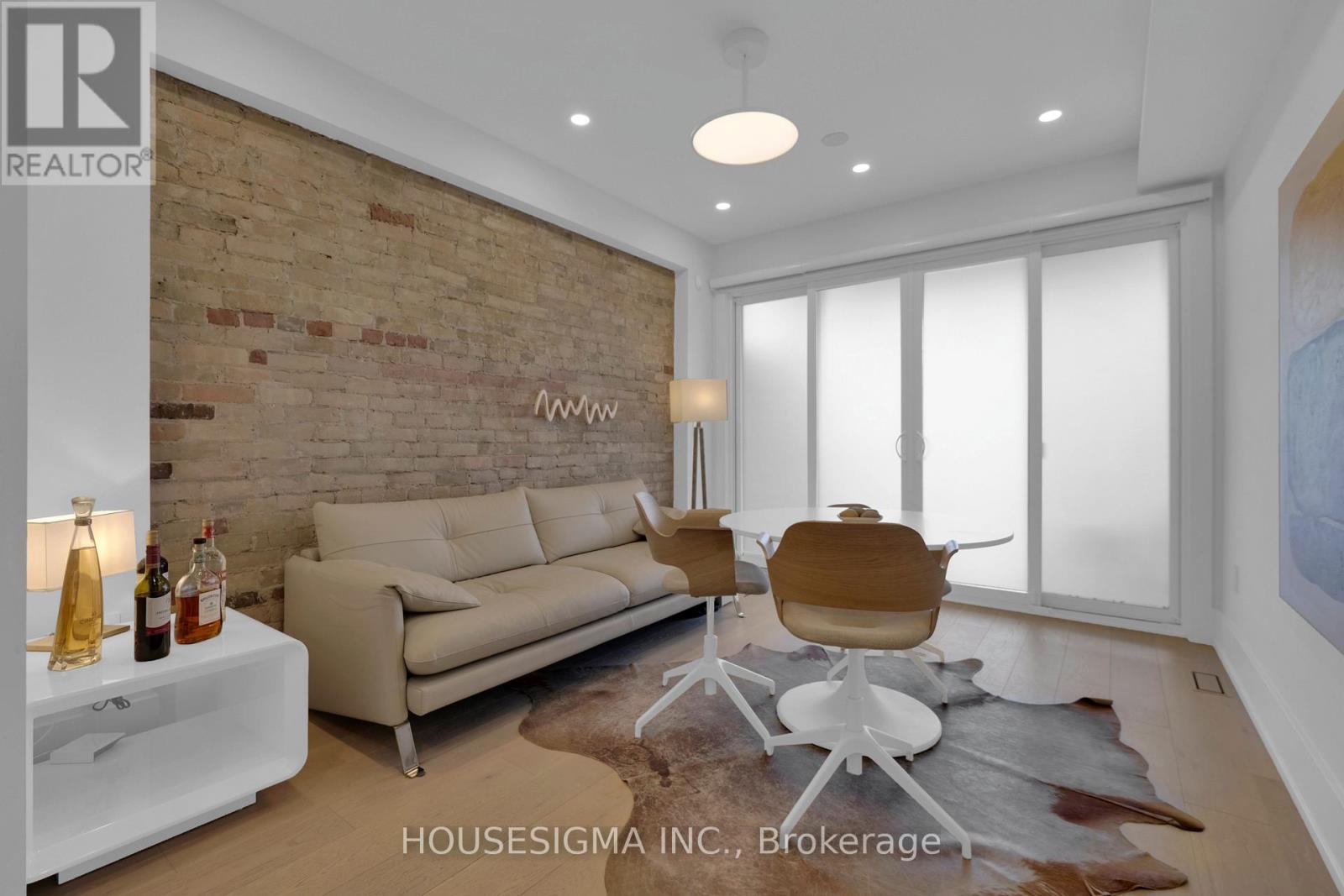 Main - 274 Roxton Road, Toronto, Ontario  M6G 3P9 - Photo 14 - C13237582