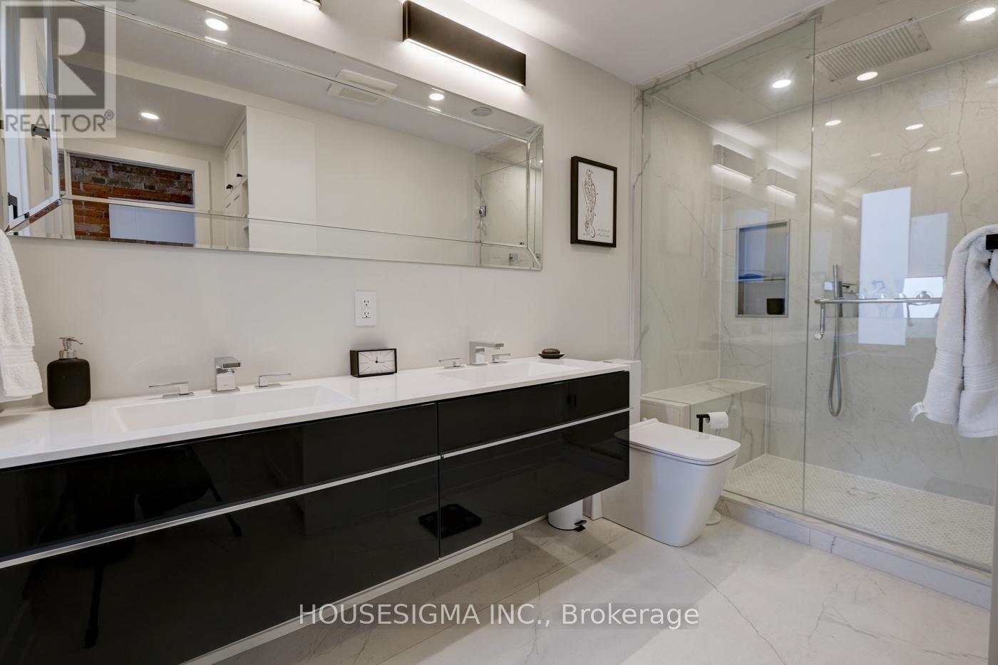 Main - 274 Roxton Road, Toronto, Ontario  M6G 3P9 - Photo 23 - C13237582