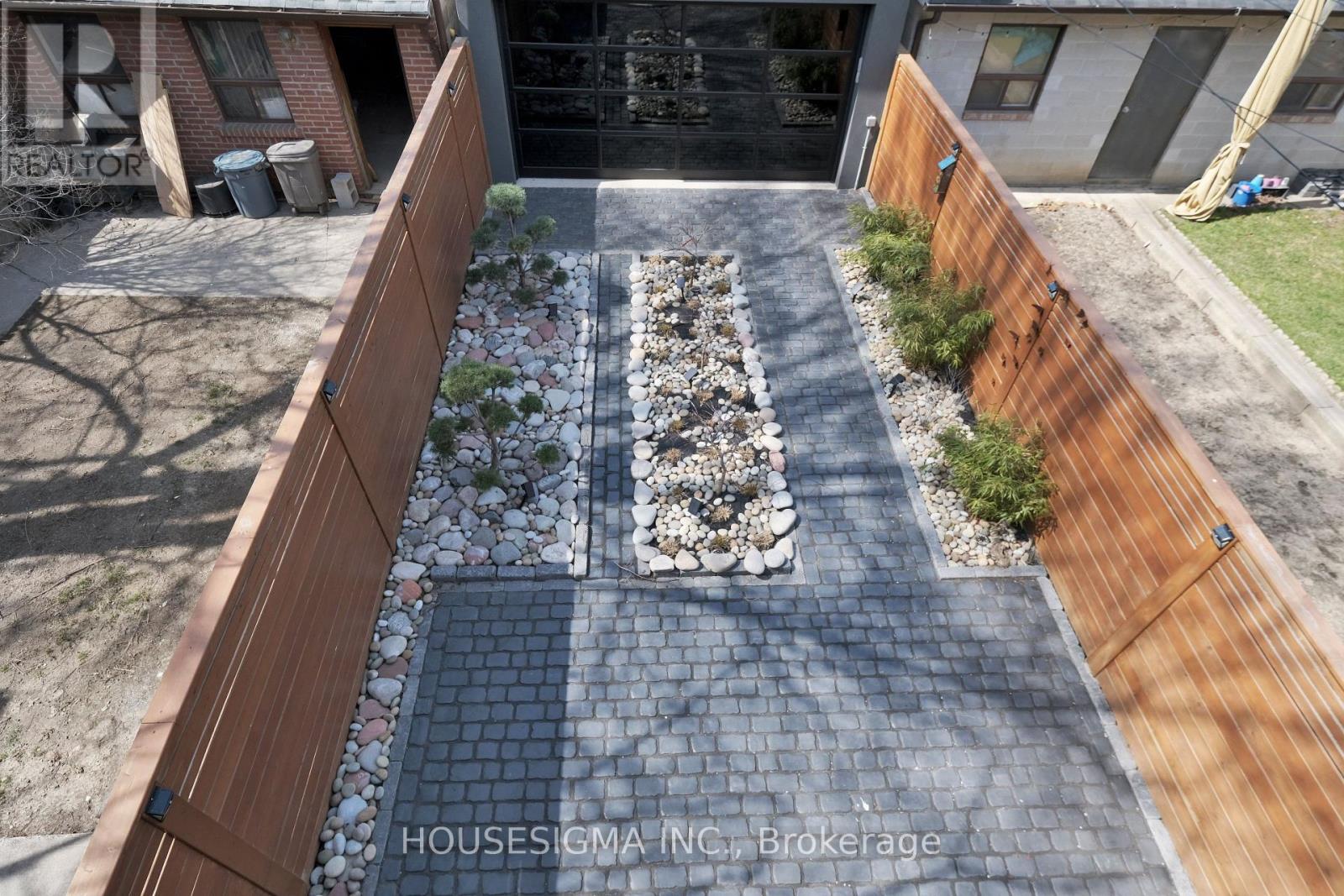 Main - 274 Roxton Road, Toronto, Ontario  M6G 3P9 - Photo 25 - C13237582