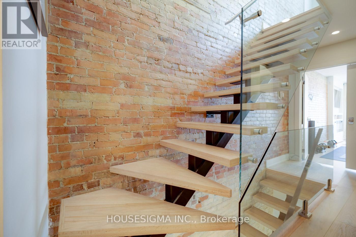 Main - 274 Roxton Road, Toronto, Ontario  M6G 3P9 - Photo 31 - C13237582