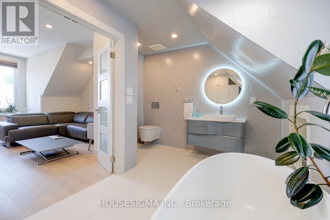 Main - 274 Roxton Road, Toronto, Ontario  M6G 3P9 - Photo 36 - C13237582