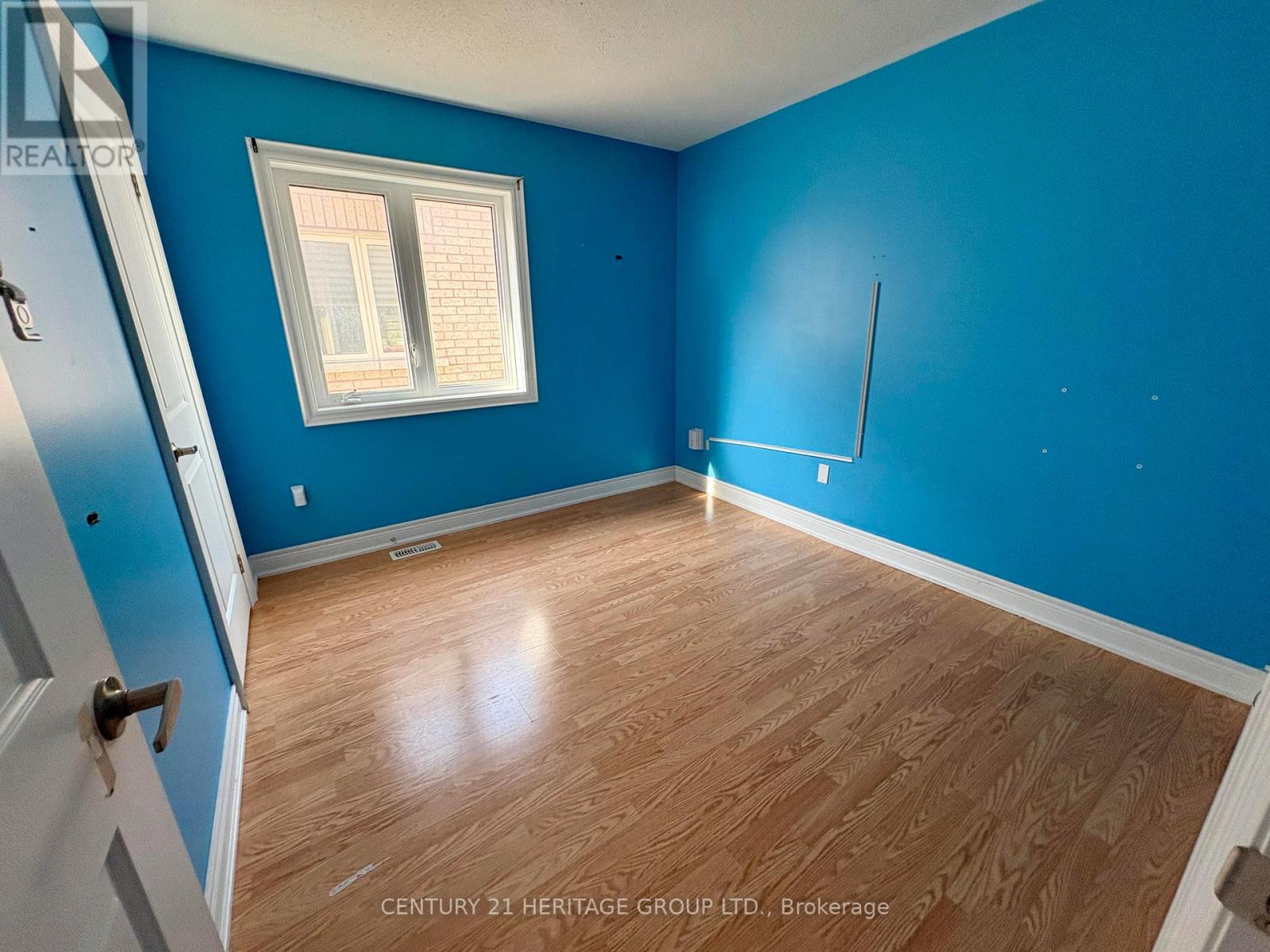 129 Robert Wilson Crescent, Georgina, Ontario  L4P 4E5 - Photo 13 - N13237530