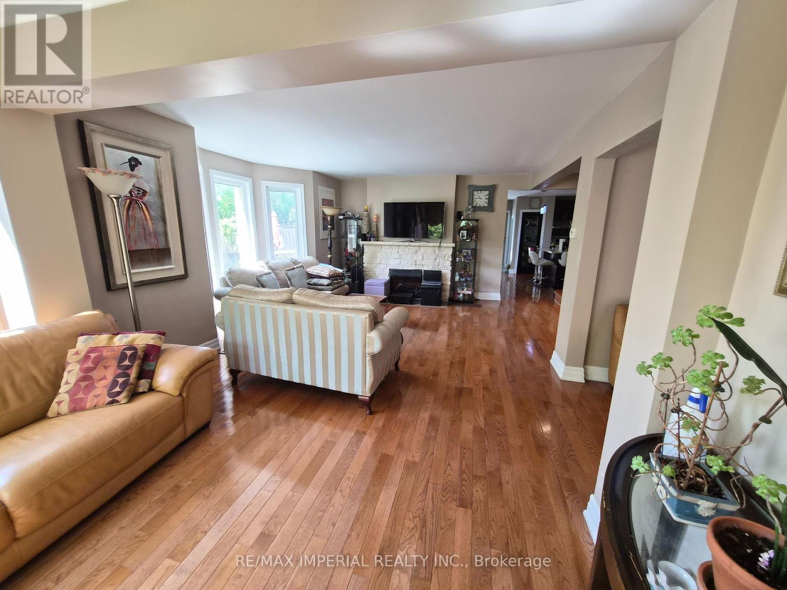 15028 Dufferin Street, King, Ontario  L7B 1K5 - Photo 13 - N13237534