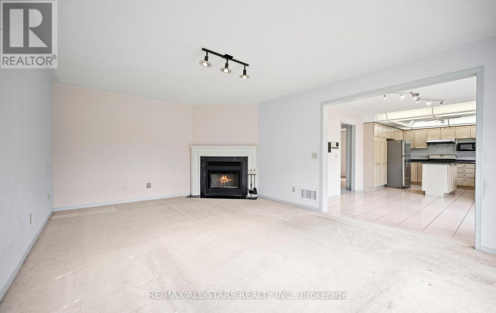 18 Lismer Court, Markham, Ontario  L3R 0G2 - Photo 20 - N13237550