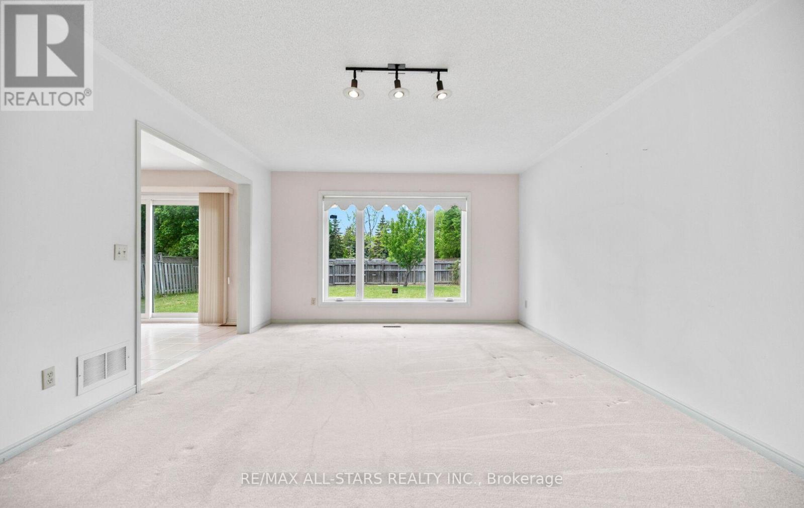 18 Lismer Court, Markham, Ontario  L3R 0G2 - Photo 21 - N13237550