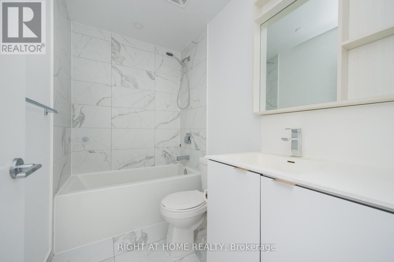 2507 - 4065 Confederation Parkway, Mississauga, Ontario  L5B 4N1 - Photo 18 - W13237546