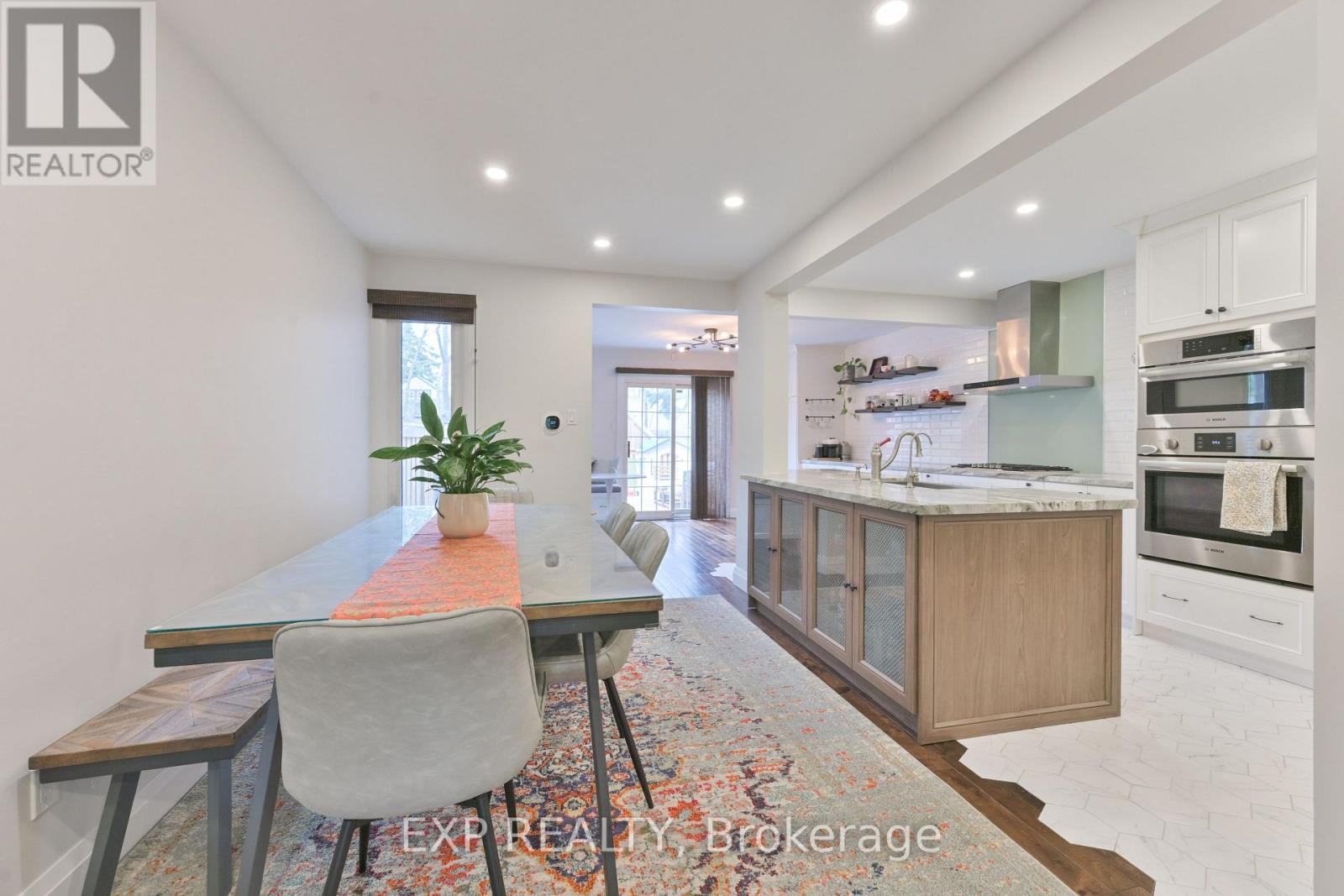 1474 Prince John Circle, Oakville, Ontario  L6J 5S8 - Photo 9 - W13237566