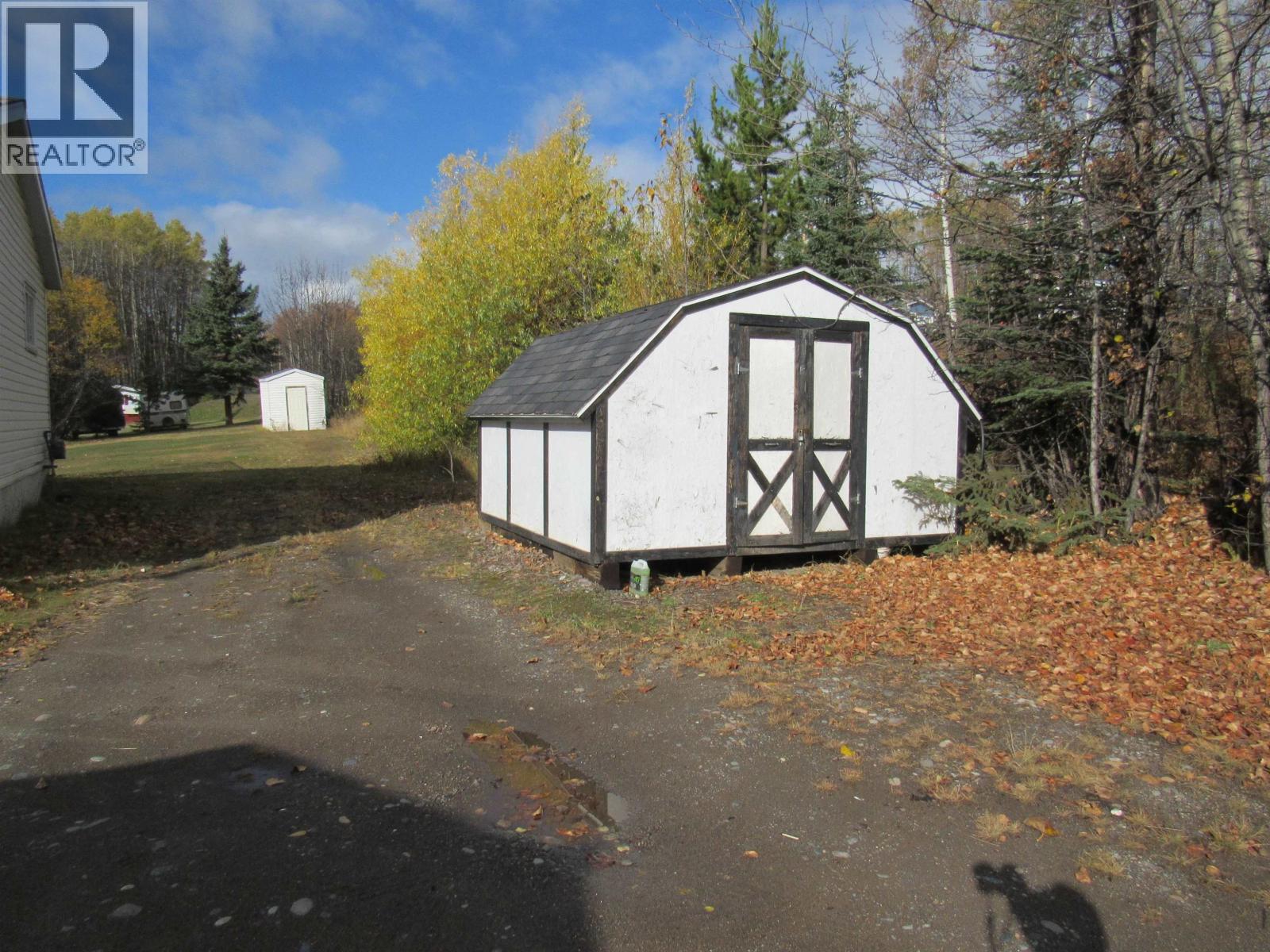 8477 Rowland Road, Burns Lake, British Columbia  V0J 1E1 - Photo 4 - R3131889