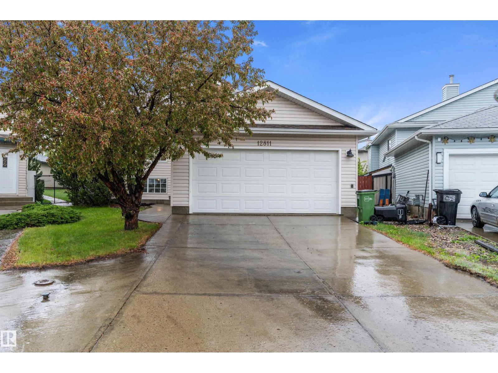 12811 161 AV NW, edmonton, Alberta