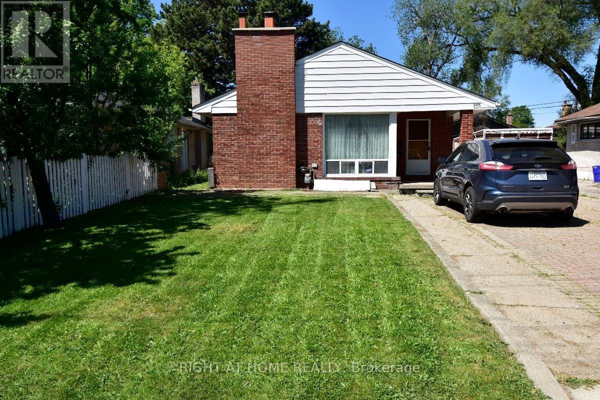 2436 ISLINGTON AVENUE, Toronto, Ontario