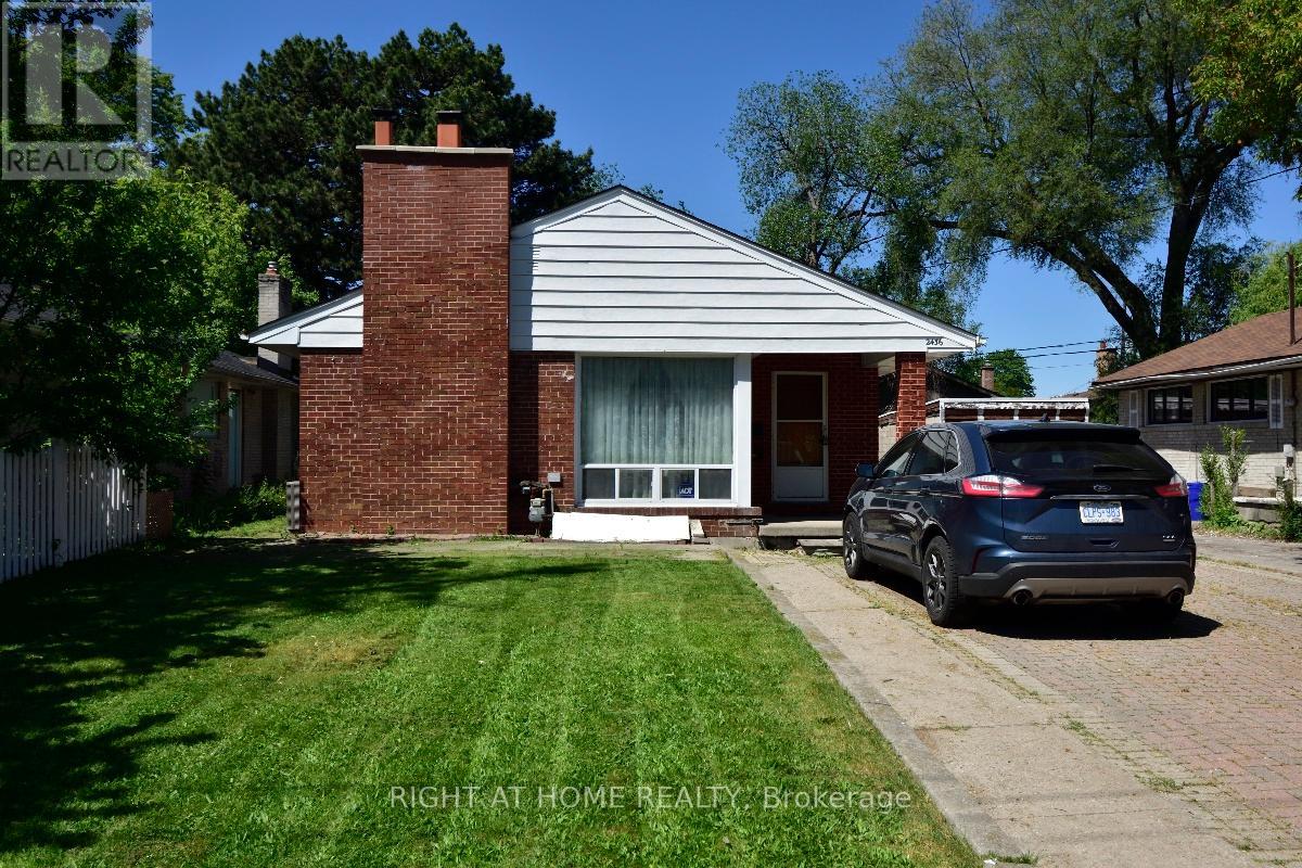 2436 Islington Avenue, Toronto, Ontario  M9W 3X7 - Photo 2 - W13225980