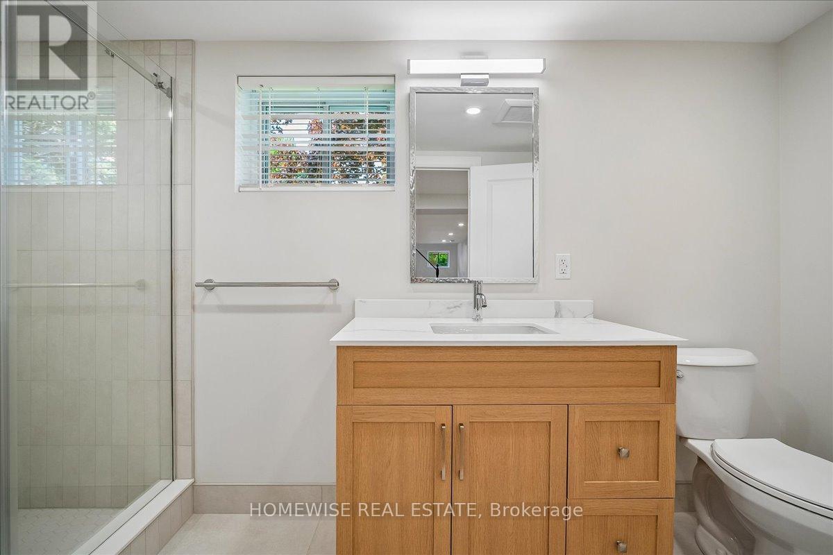2182 Courtland Drive, Burlington, Ontario  L7R 1S3 - Photo 32 - W13237432
