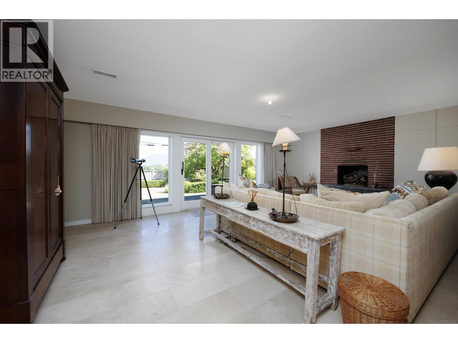 2291 W 32nd Avenue, Vancouver, British Columbia  V6L 2B1 - Photo 17 - R3131743