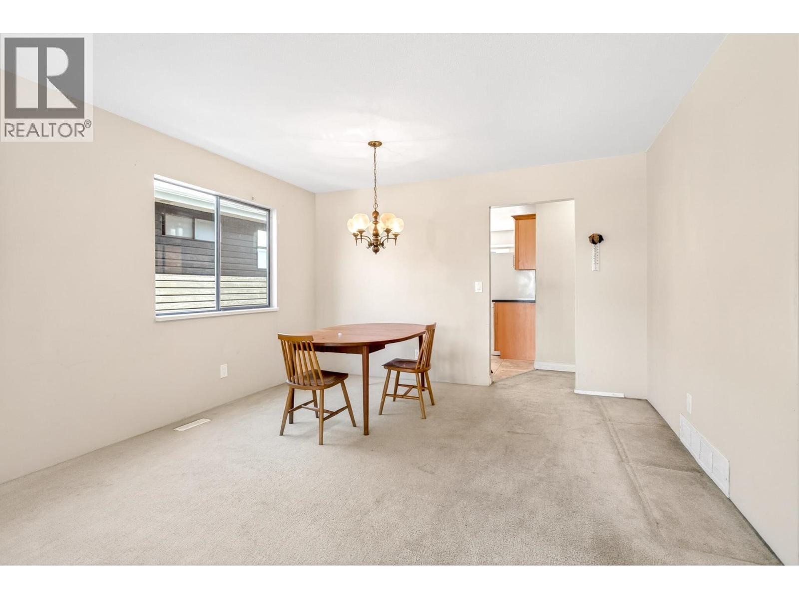 1175 Falcon Drive, Coquitlam, British Columbia  V3E 2C2 - Photo 37 - R3131836