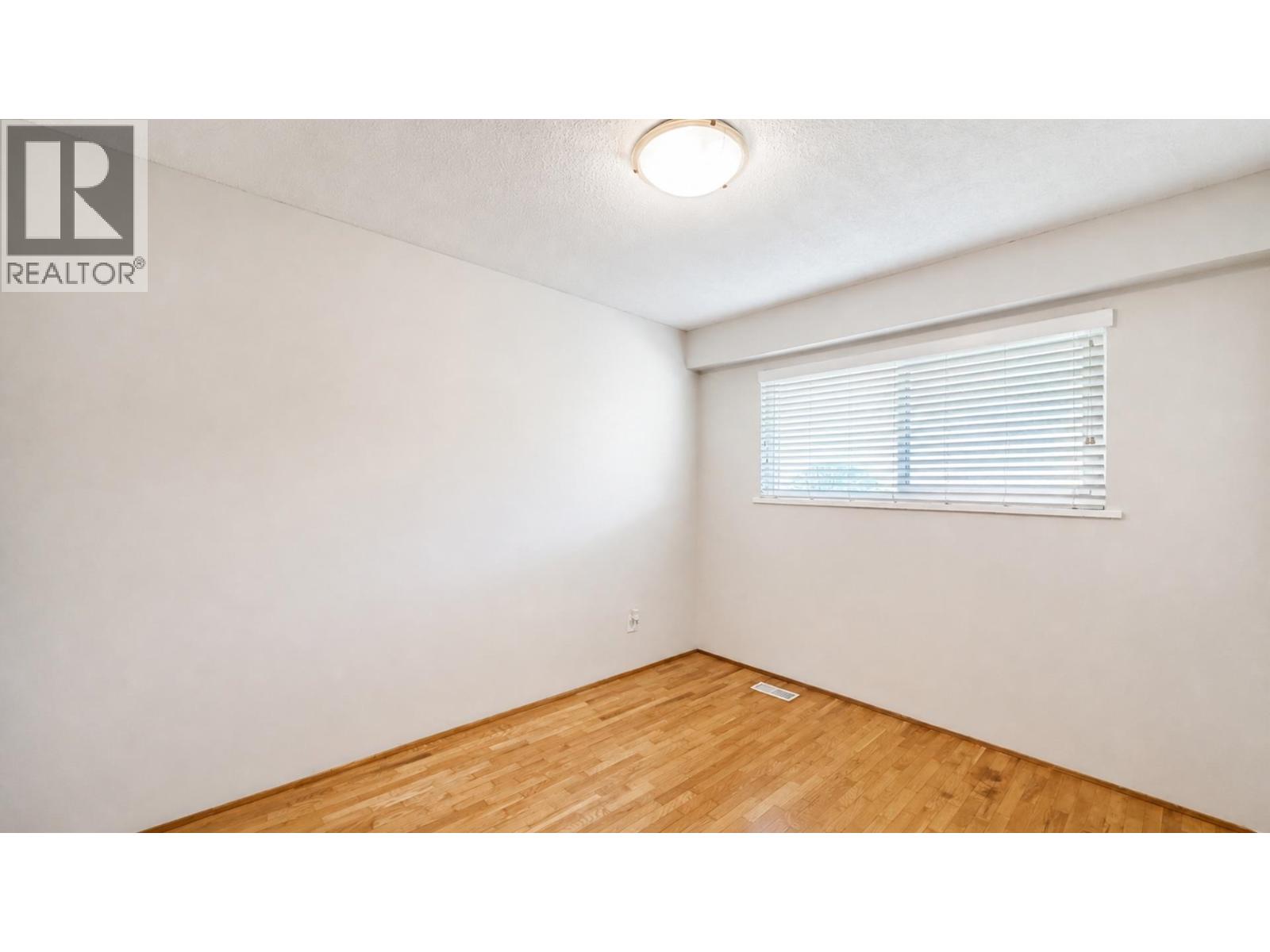 6072 Selma Avenue, Burnaby, British Columbia  V5H 3R2 - Photo 17 - R3131685