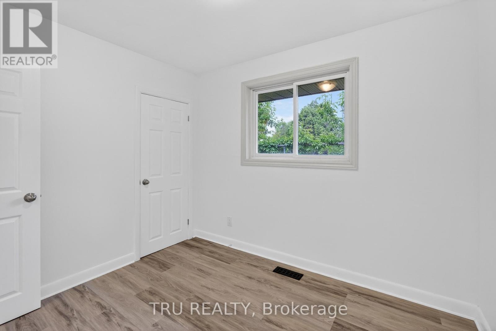 A - 1889 Russell Road, Ottawa, Ontario  K1G 0N1 - Photo 21 - X13237584