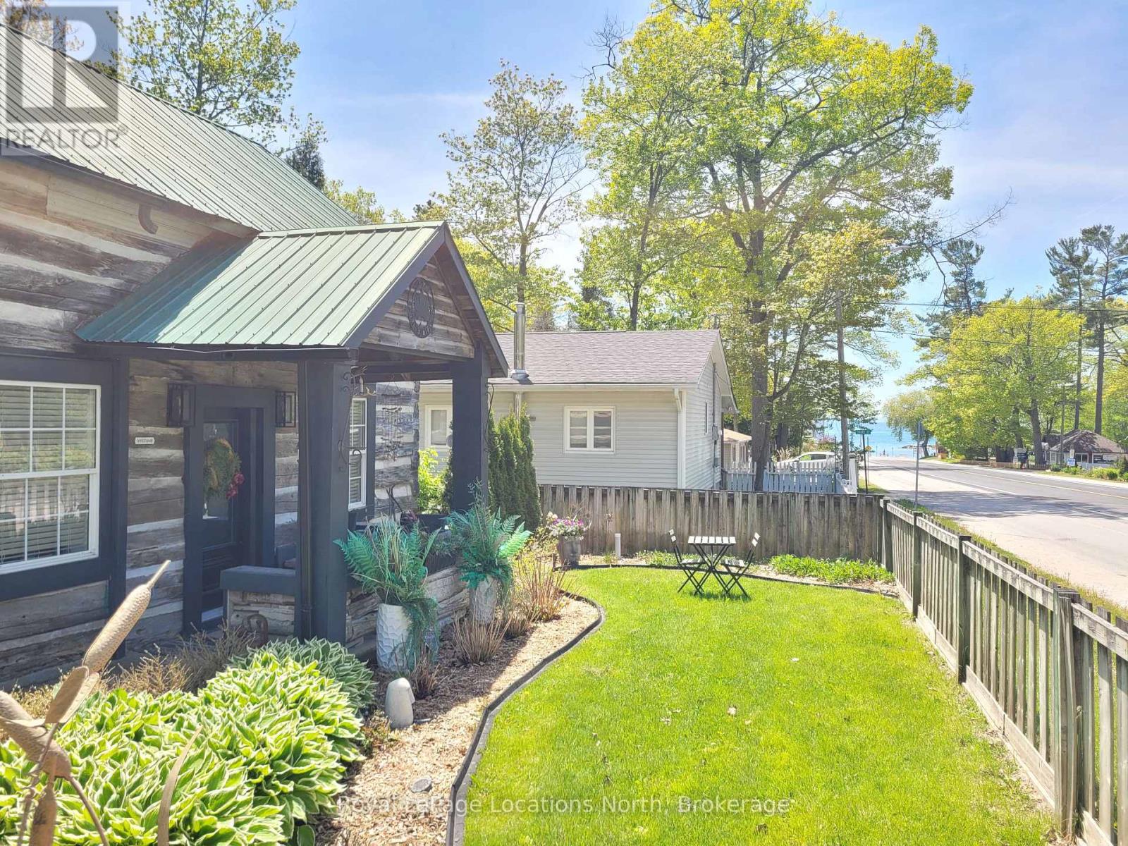 347 BALM BEACH ROAD W, Tiny, Ontario