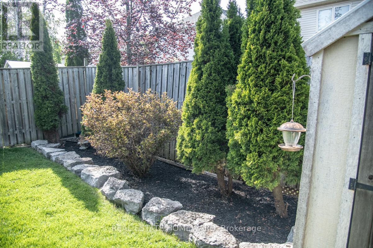161 Hutton Place, Clarington, Ontario  L1C 5K2 - Photo 29 - E13237600