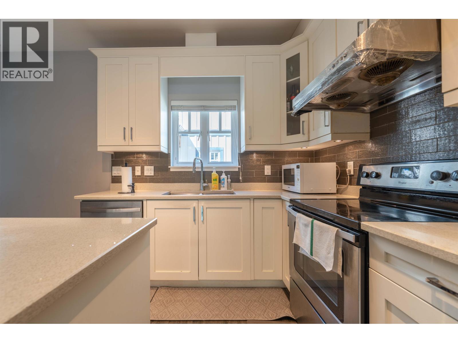 205 2263 Triumph Street, Vancouver, British Columbia  V5L 1L2 - Photo 7 - R3131438