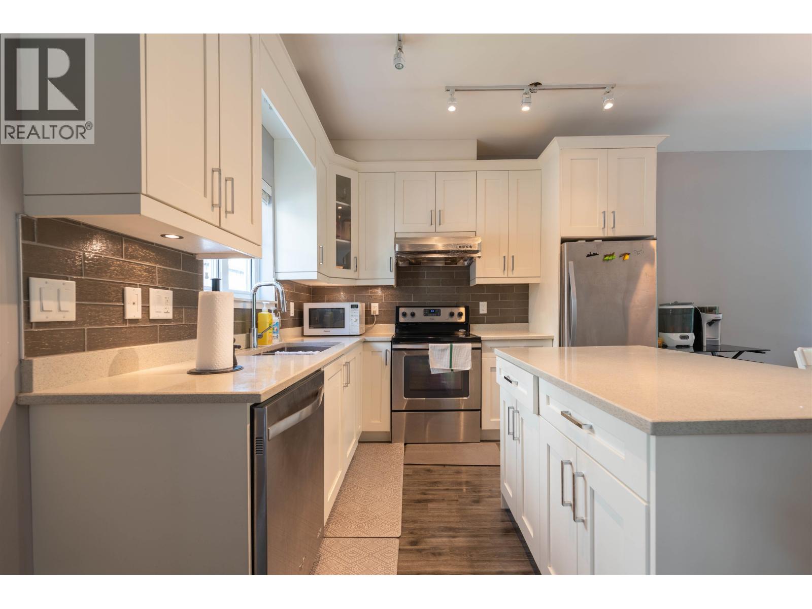 205 2263 Triumph Street, Vancouver, British Columbia  V5L 1L2 - Photo 8 - R3131438