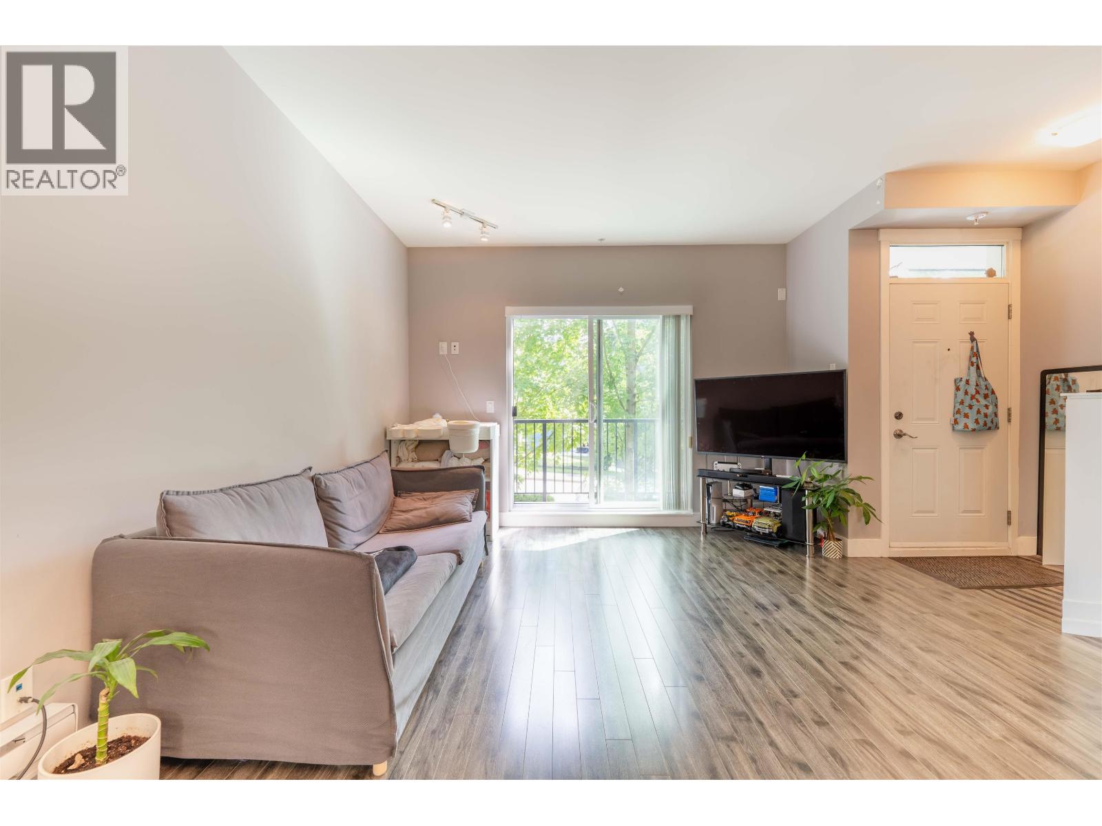 205 2263 Triumph Street, Vancouver, British Columbia  V5L 1L2 - Photo 10 - R3131438