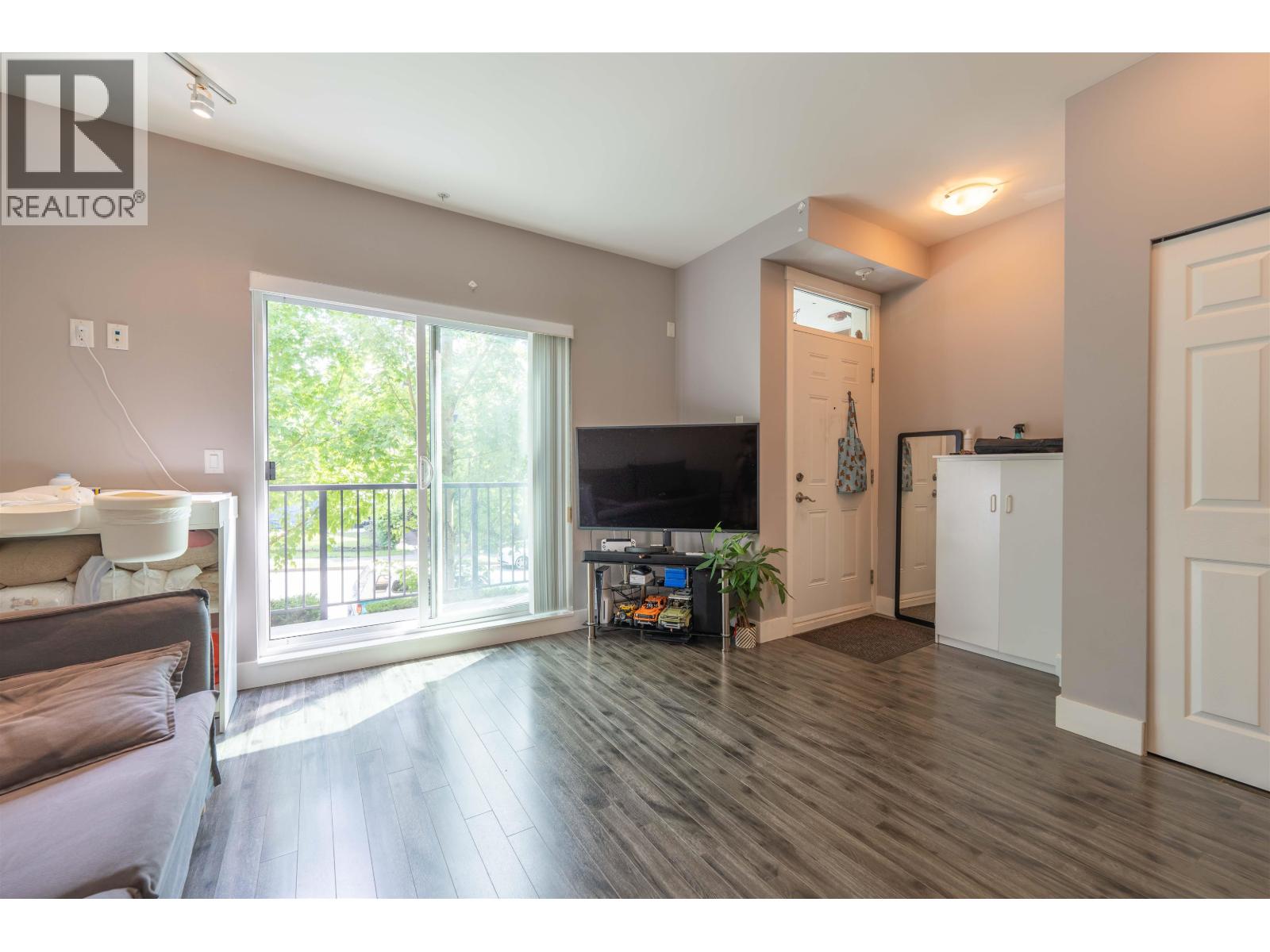 205 2263 Triumph Street, Vancouver, British Columbia  V5L 1L2 - Photo 11 - R3131438