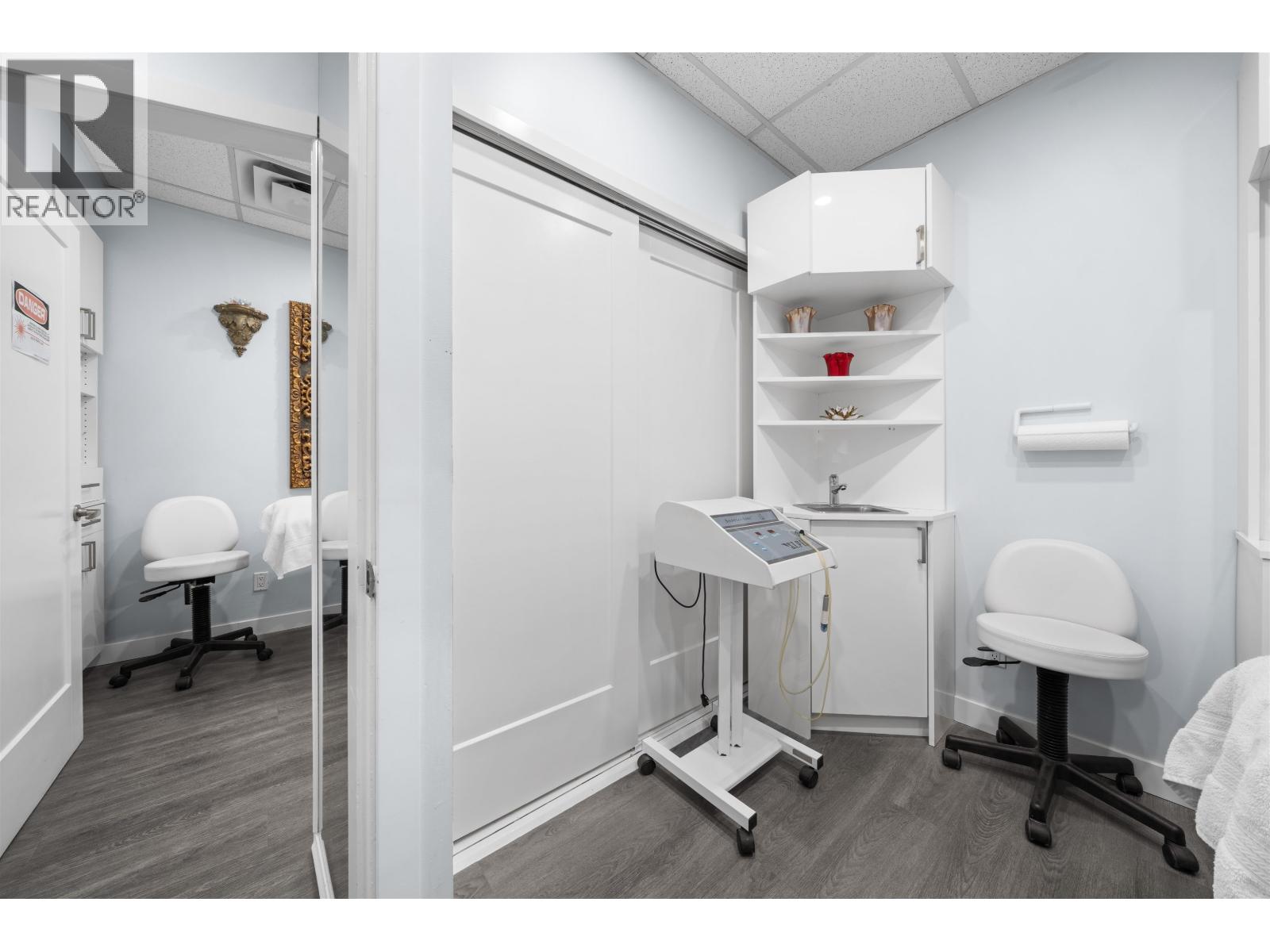 L03/l04 955 Hornby Street, Vancouver, British Columbia  V6Z 1V3 - Photo 6 - C8079305