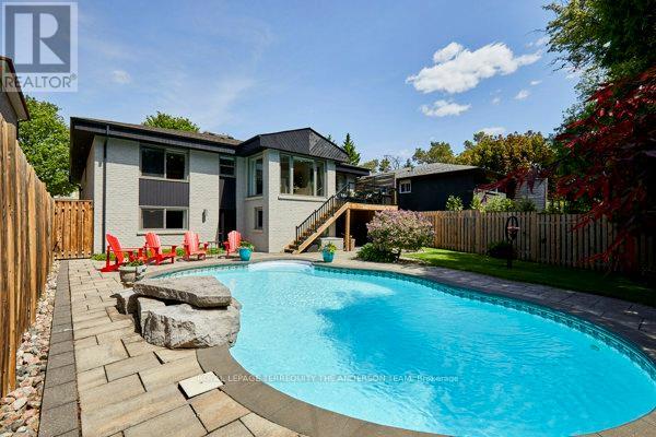 727 Barbados Street, Oshawa, Ontario  L1J 7E7 - Photo 3 - E13237378