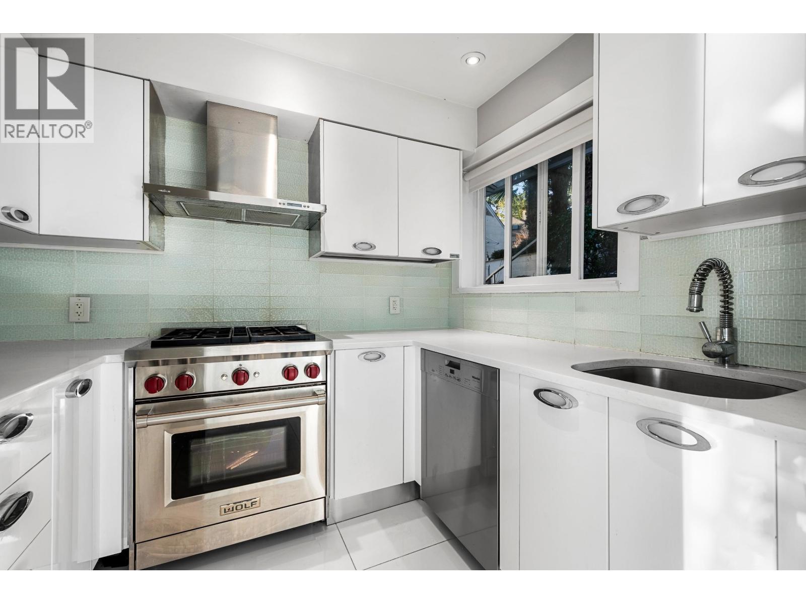 5530 Parthenon Place, West Vancouver, British Columbia  V7W 2V7 - Photo 22 - R3131561