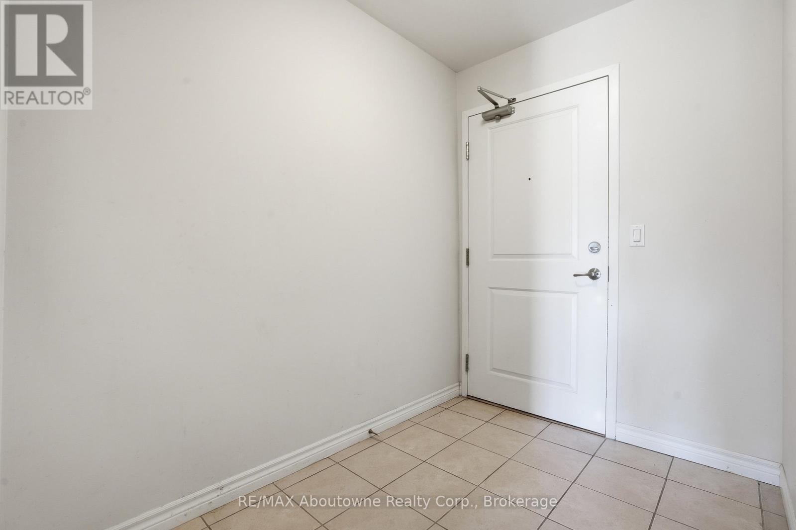 310 - 1083 Gordon Street, Guelph, Ontario  N1G 0E8 - Photo 11 - X13122328