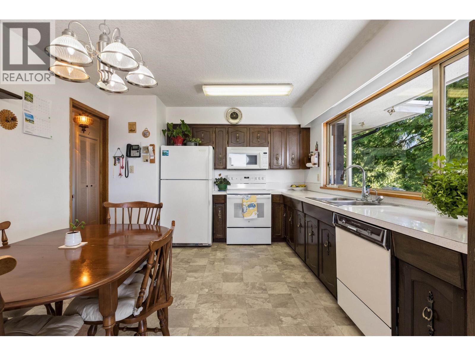 615 Ballantree Road, West Vancouver, British Columbia  V7S 1W4 - Photo 15 - R3131887