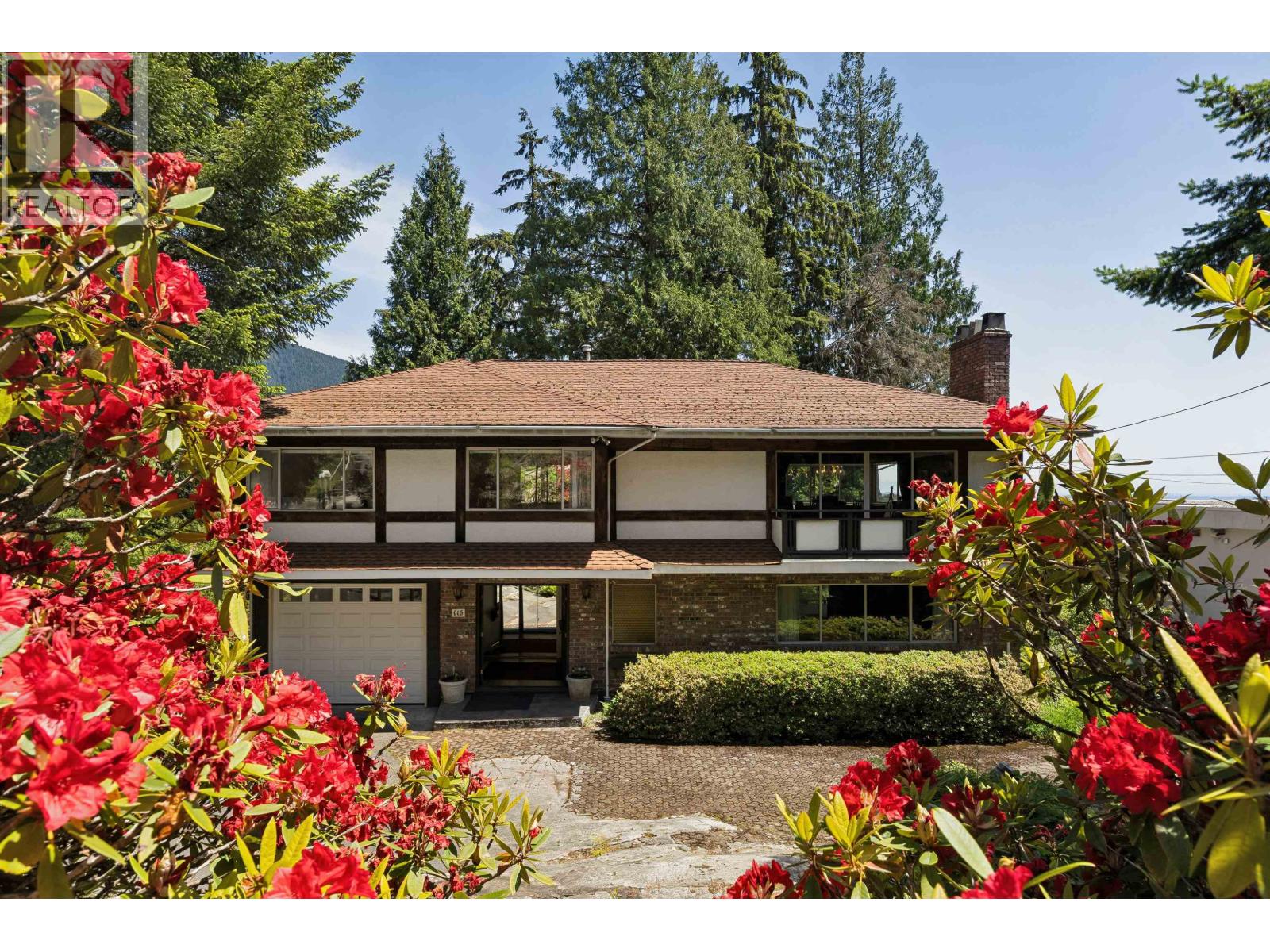 615 Ballantree Road, West Vancouver, British Columbia  V7S 1W4 - Photo 2 - R3131887