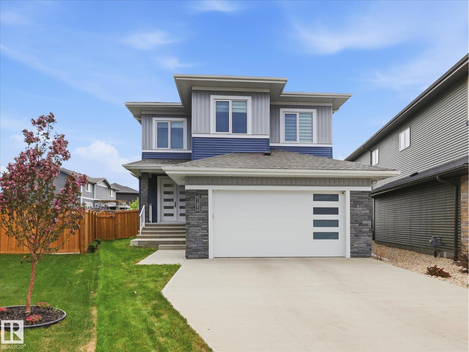 8182 222A ST NW, edmonton, Alberta