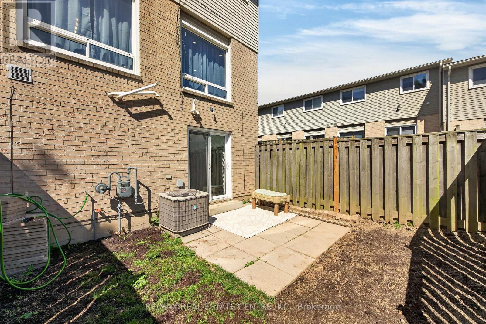 32 - 15 Derby Street, Hamilton, Ontario  L8W 3T3 - Photo 45 - X13237598