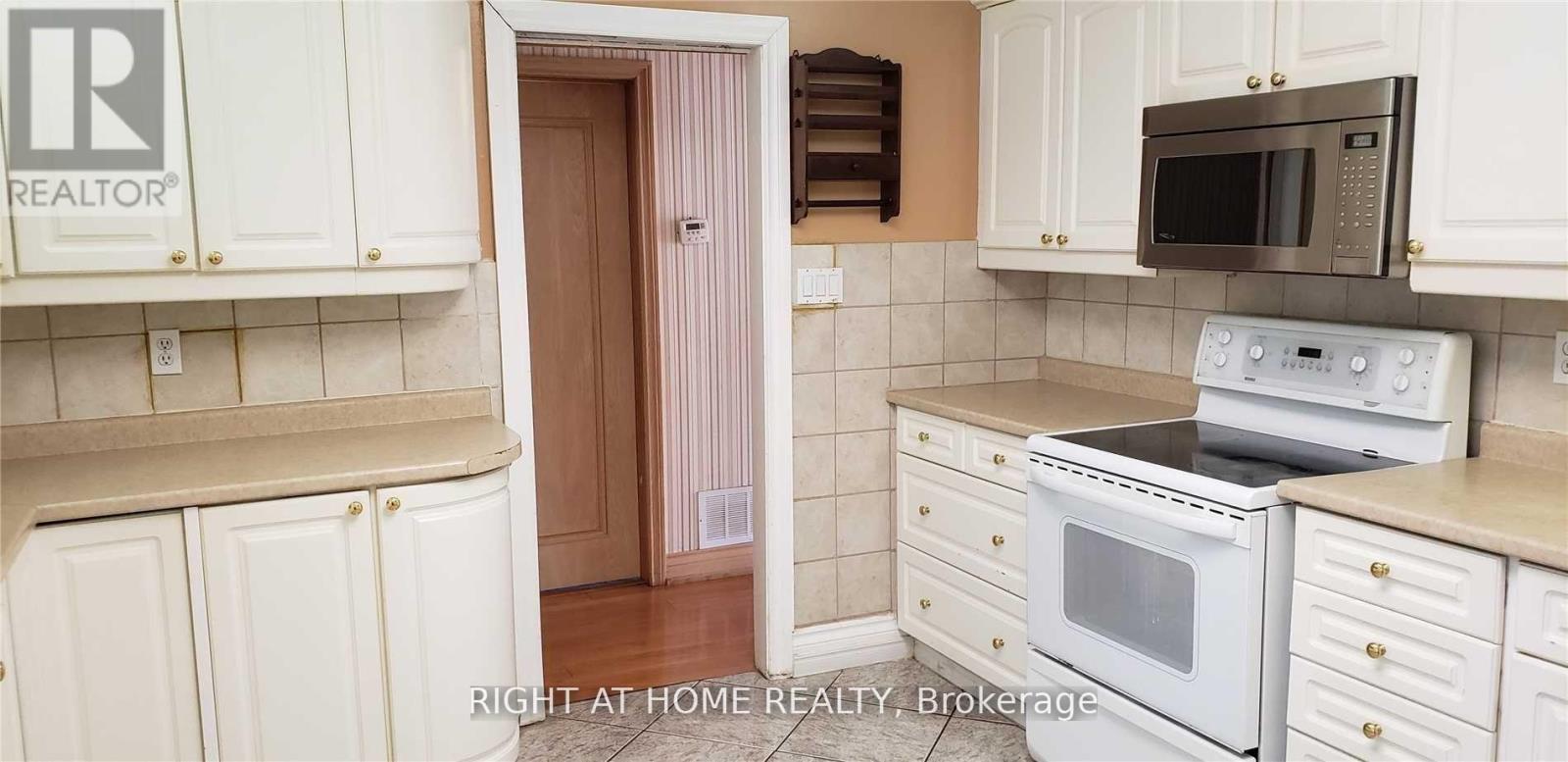 128 Woodward Avenue, Markham, Ontario  L3T 1E9 - Photo 7 - N13232960