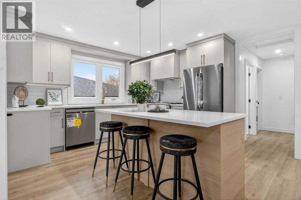739 Sabrina Road Sw, Calgary, Alberta  T2W 0P4 - Photo 7 - A2317703