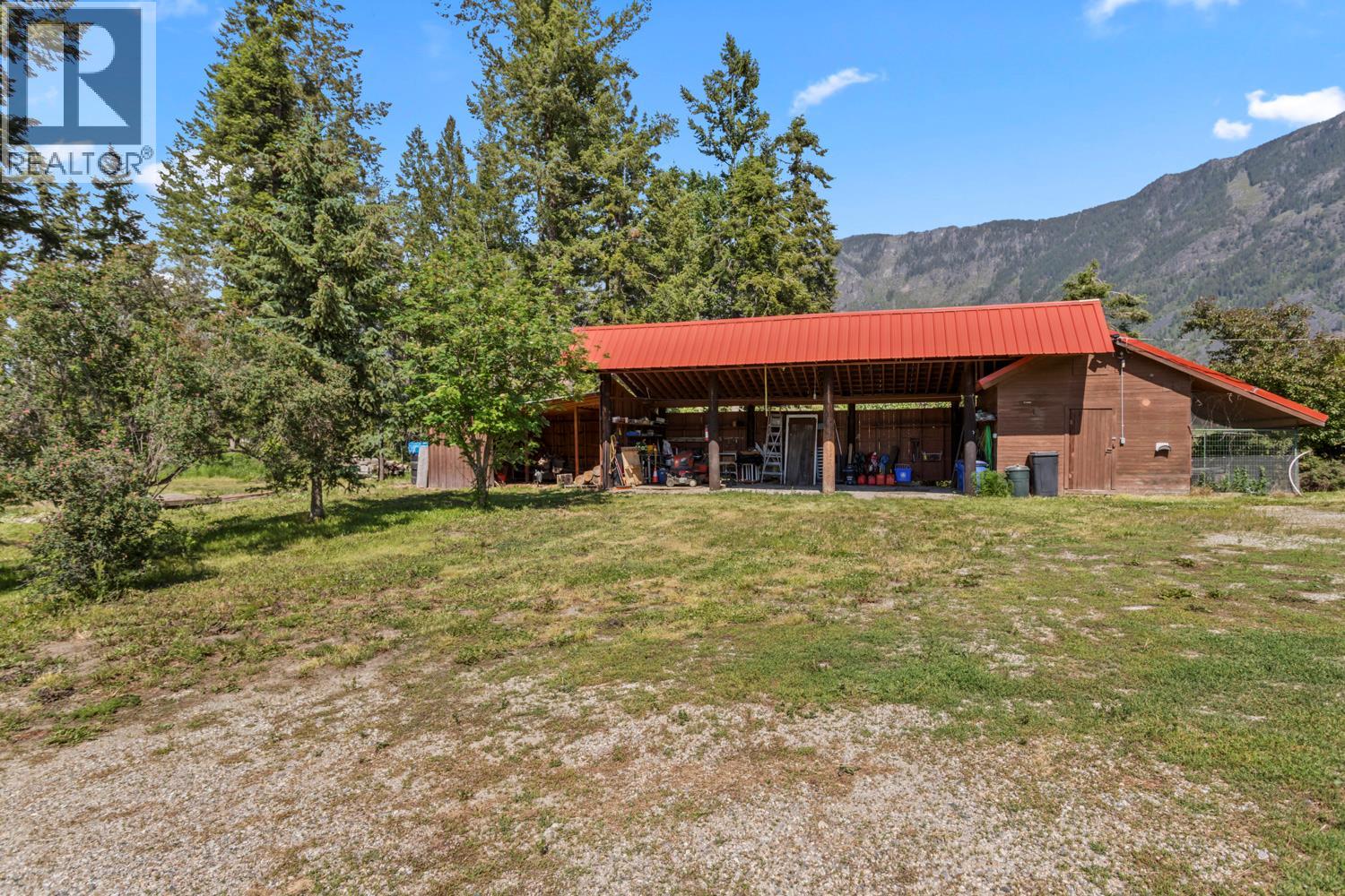 630 Canyon Lister Road, Canyon, British Columbia V0B 1G2 - Photo 21 - 10389295