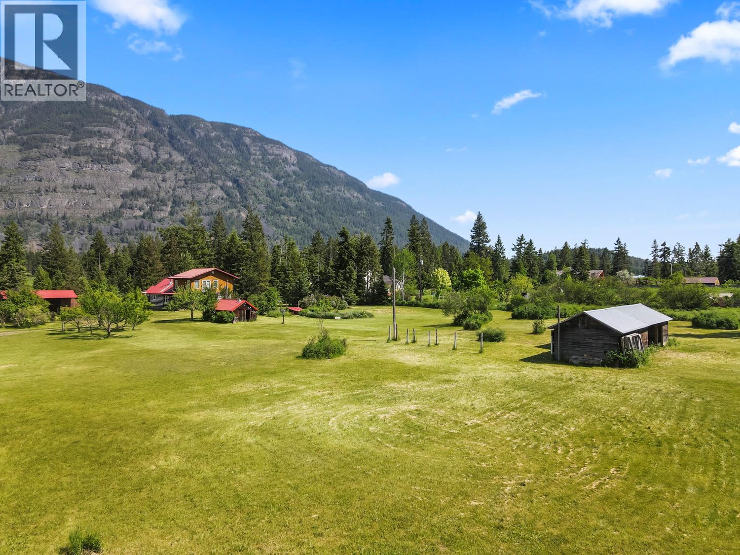 630 Canyon Lister Road, Canyon, British Columbia V0B 1G2 - Photo 22 - 10389295