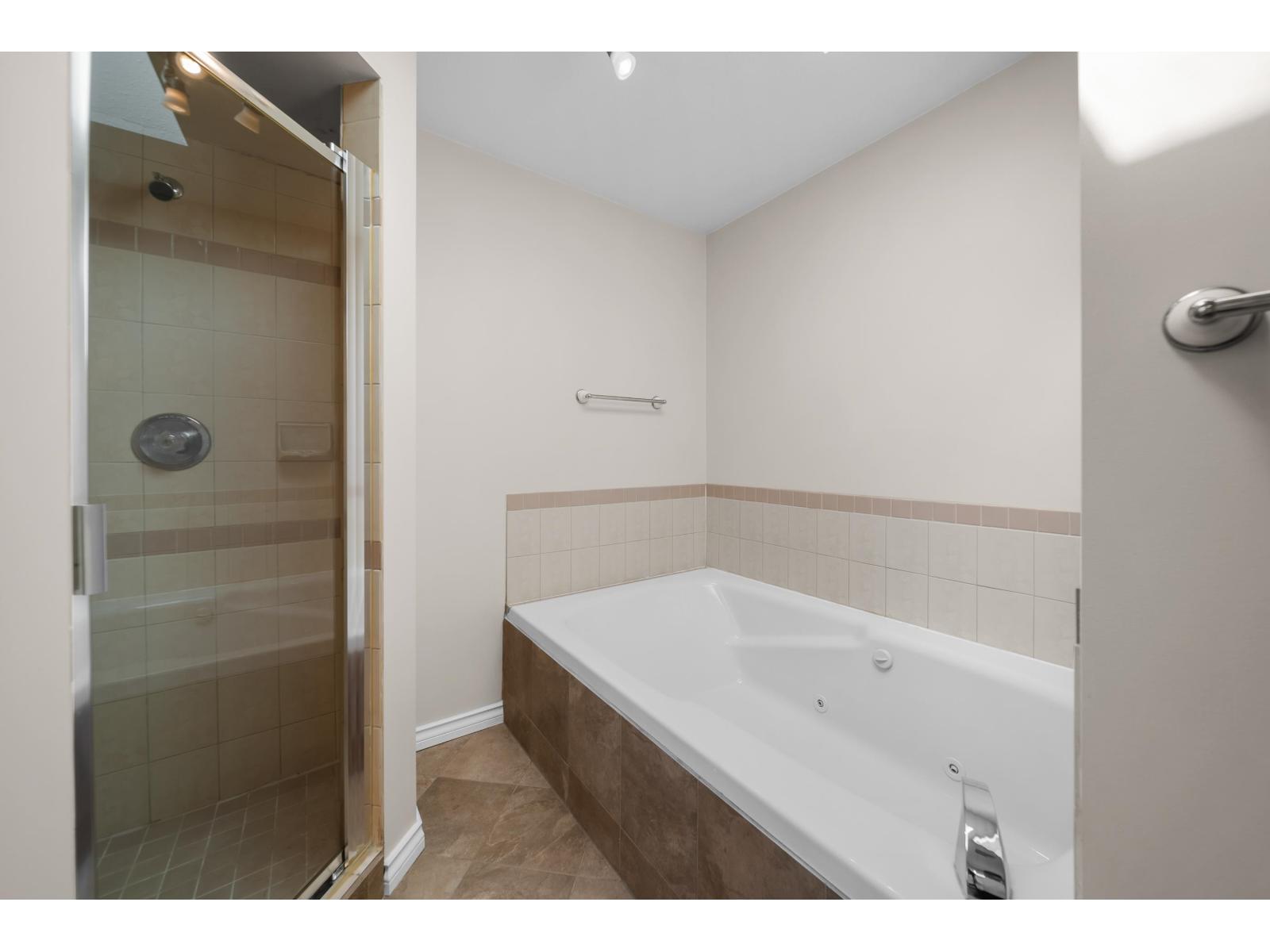 6240 Parktree Place, Surrey, British Columbia  V3X 1Z8 - Photo 31 - R3130601